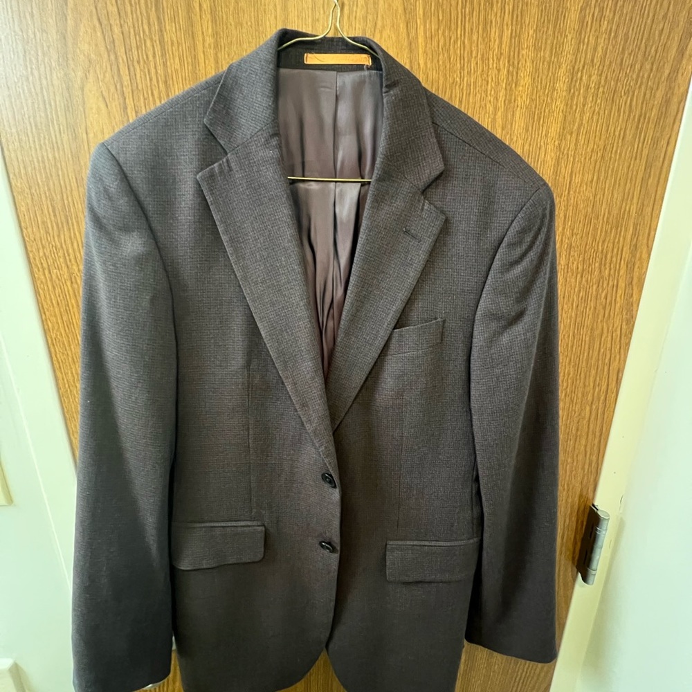 Charles Tyrwhitt 36R Eggplant Suit